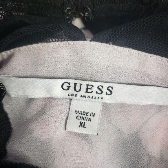 Guess Blouse Womens XL Pink Floral Sheer Mesh Ruffle Overlay Keyhole Lace Top - Picture 8 of 13